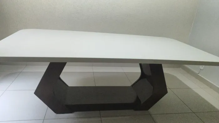 Mesa 8 lugares