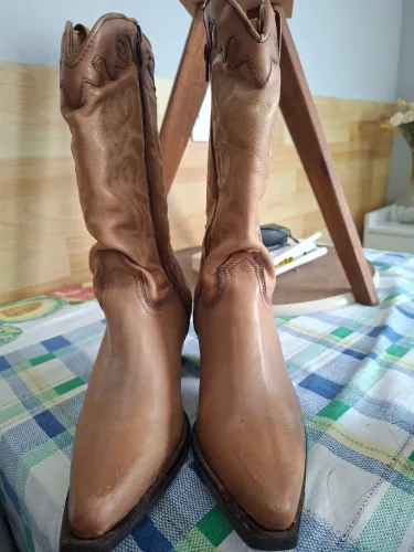 Bota texana marrom 