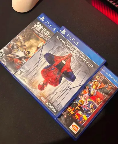 Raros Amazin Spider Man 2, Attack on Tittan, J-Stars Ps4