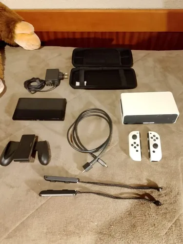 Nintendo Switch OLED Branco