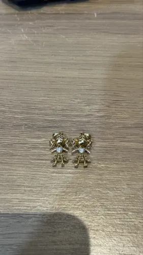 Pingente 2 meninas cravejado com diamantes /ouro 18k