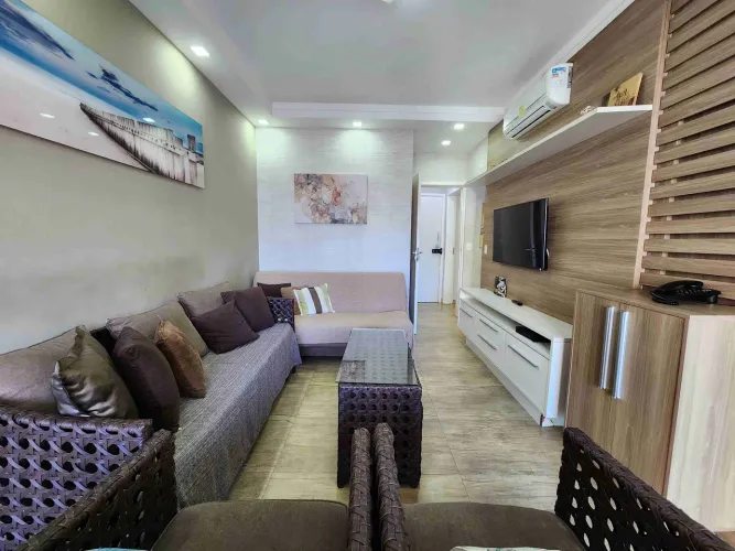 Apartamento para LOCAÇÃO ANUAL na Pitangueiras no Guarujá, SP | QVista Inteligência Imobil