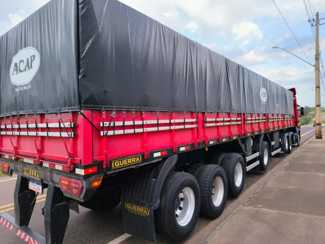 Vende-se caminhao