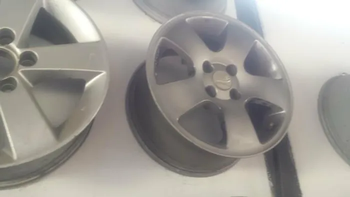 Roda aro 15 Binno 910 Prata Volkswagen gol 4X100 jogo