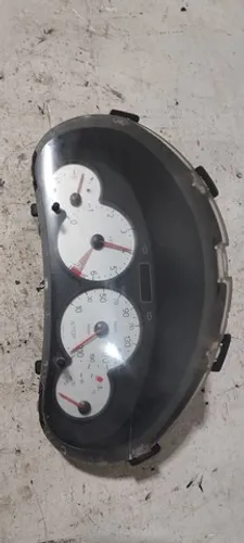 Painel De Instrumento Peugeot 206 Fundo Branco 2000/05