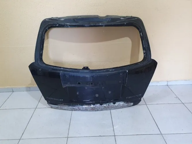 Tampa traseira Captiva 2008/2009/2010/2011/2012/2013/2014