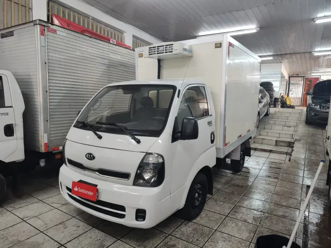 Kia Motors Bongo K-2500 2.5 4X2 TB Diesel 2016