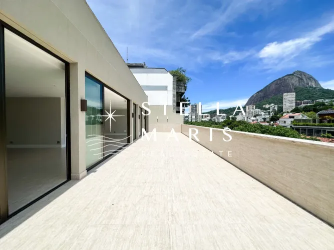 LEBLON- Cobertura linear, reformada em 2023/2024, é o epítome do luxo e sofisticação. Com