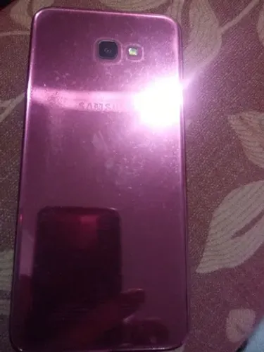 Samsung j4