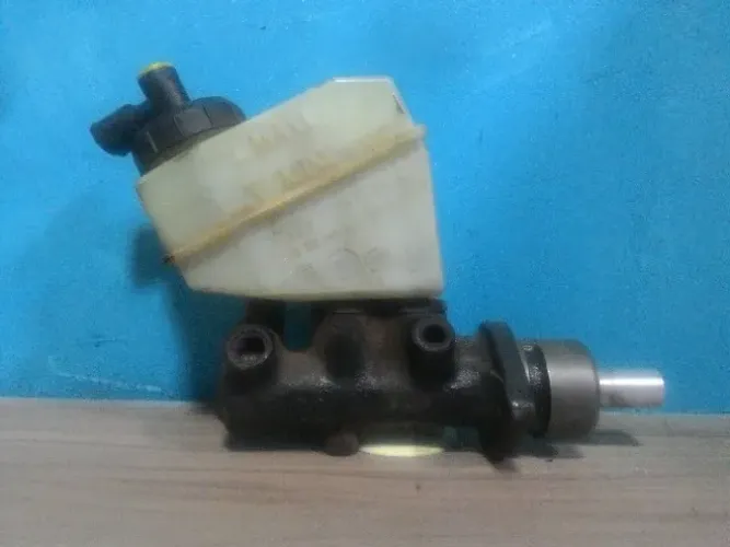 Cilindro Mestre Renault Clio 1.0 2003 a 2012  *6