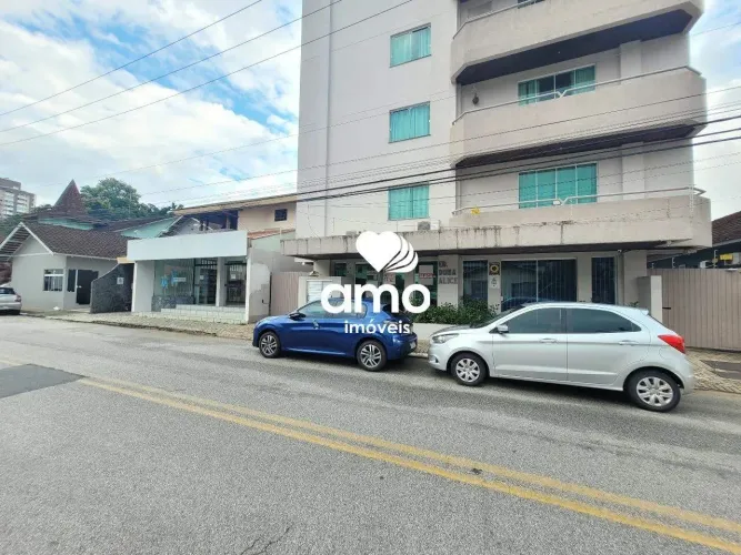 Sala comercial para alugar no centro de Brusque