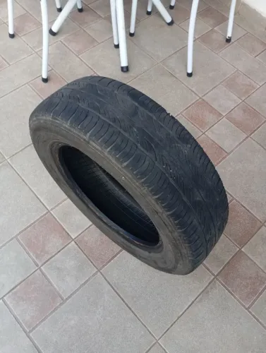 Pneu 175/65 R14