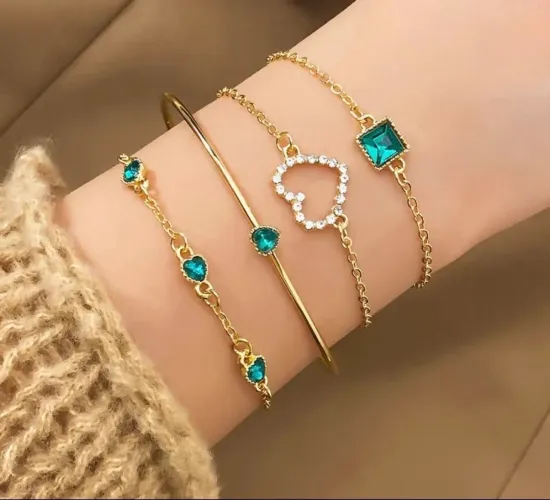 Conjunto de Pulseiras Douradas com Pedras Verde