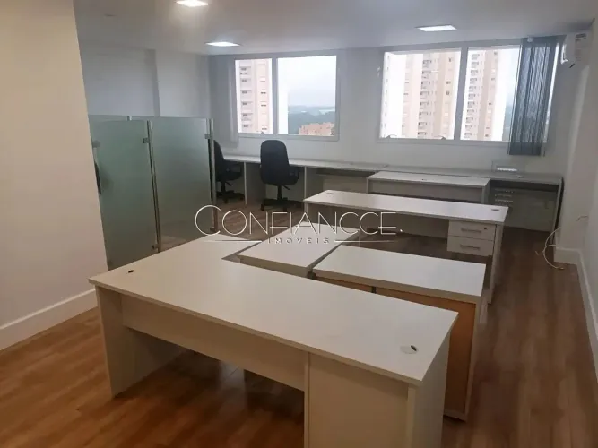Sala comercial à venda no Ecoville, Curitiba - PR | Confiancce Imóveis