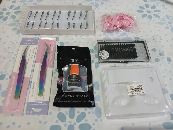 Tudo para extensão de cílios 