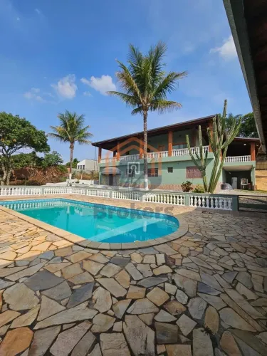 Chácara em Estância São Luís - Jarinu