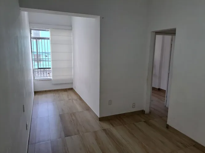 Para alugar, quarto e sala em Santa Teresa!! Rua Francisco Muratori.