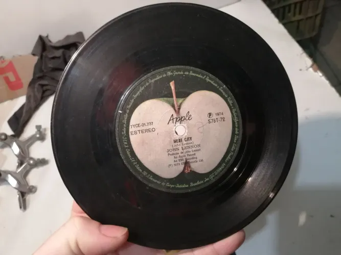Discos de vinil Beatles sem capa, compacto!