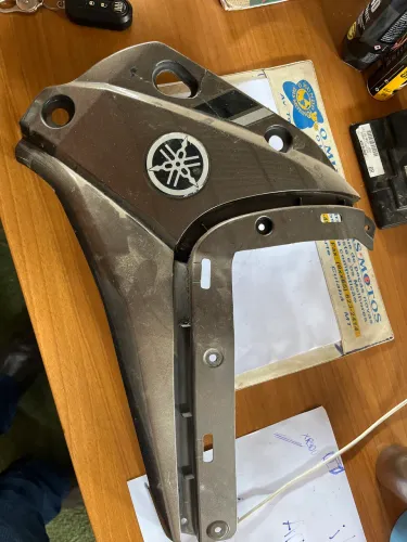 Tampa lateral esquerda Yamaha Ténéré 250