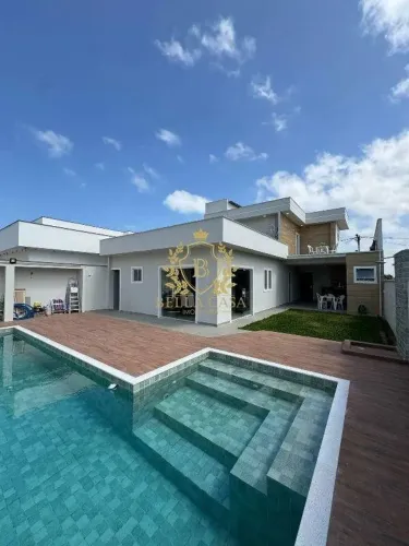 Casa Duplex à Venda em Condomínio Fechado Condomínio Azaleia -Pontinha Araruama R$ 1.40