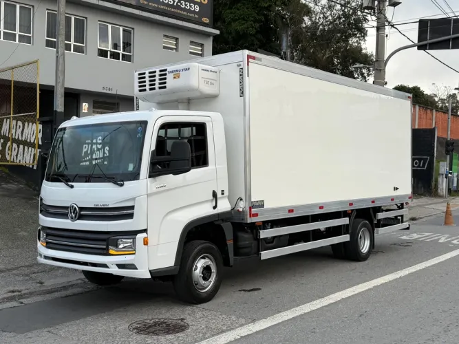 Vw 11180 2024 delivery refrigerado super novo