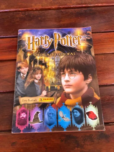 Livro Ilustrado Harry Potter e a Pedra Filosofal - Panini
