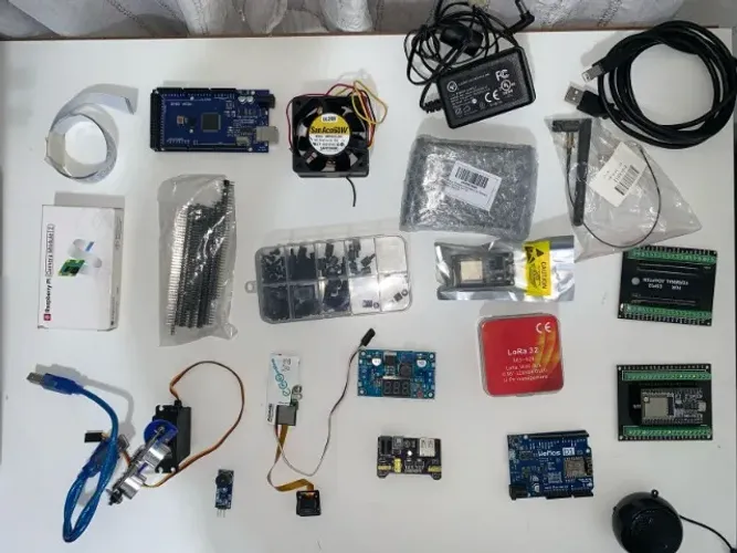 Kit componentes eletrônicos - Aceito oferta