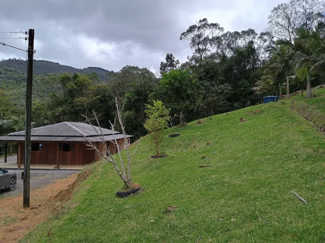 ANITÁPOLIS/SC - Belíssimo sítio já pronto com 13.3hectares 