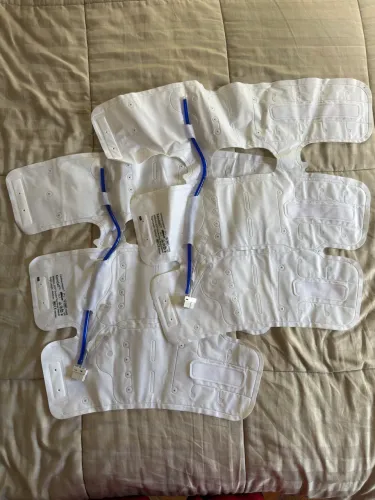 Perneira de Compressão Pneumática Kendall SCD - Tamanho M - Usada 1x 