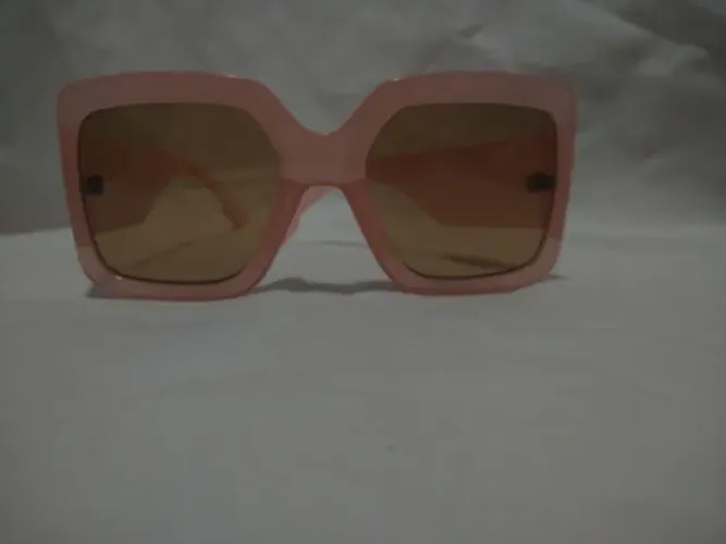 Óculos de Sol Rosa