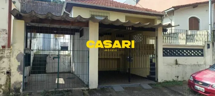 Terreno com Duas Casas para Investimento à Venda na Vila Scarpelli Santo André/SP