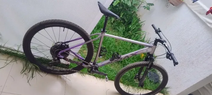 Audax Adx 400 Tamanho 21 (GG) Shimano Deore 1x12 Rock Shox Recon