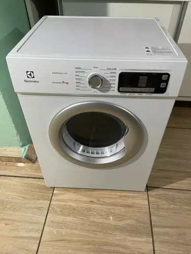 Vendo máquina de secar roupa