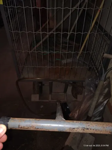 CARRO PLATAFORMA 4 RODAS COM GRADES