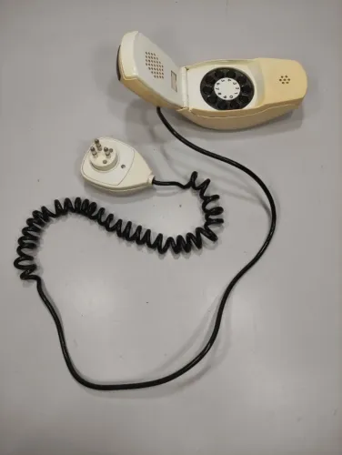 *LEIA*Telefone Mesa Disco Grillo Italy Antigo Original  St2 Branco (Usado)