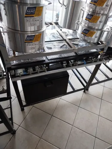 R1 Fogão epóxi industrial 6 queimadores de baixa pressão com forno 70lts Innal
