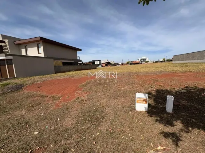 Venda de Terreno / Condomínio na cidade de Araraquara