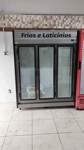 Balcão expositor 3 portas frios e laticínios Chimafrio Pronta entrega - Marcos