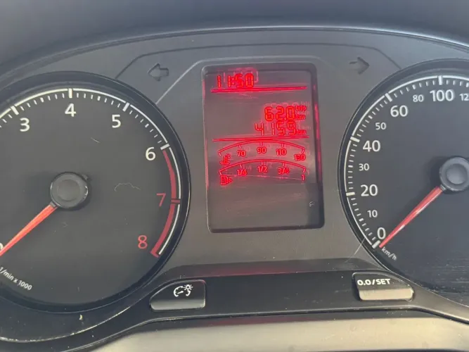 Volkswagen Saveiro 1.6 Robust 2020 apenas 4 mil km 