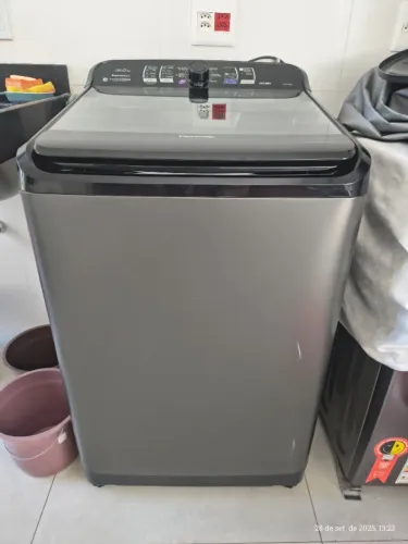 Máquina de lavar Panasonic titânio vanish 12 kg 220 volts