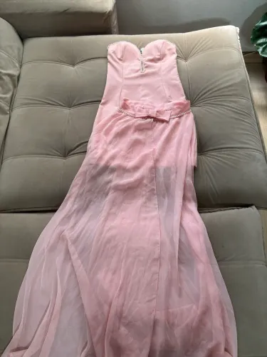 Vestido de festa tubinho com fenda
