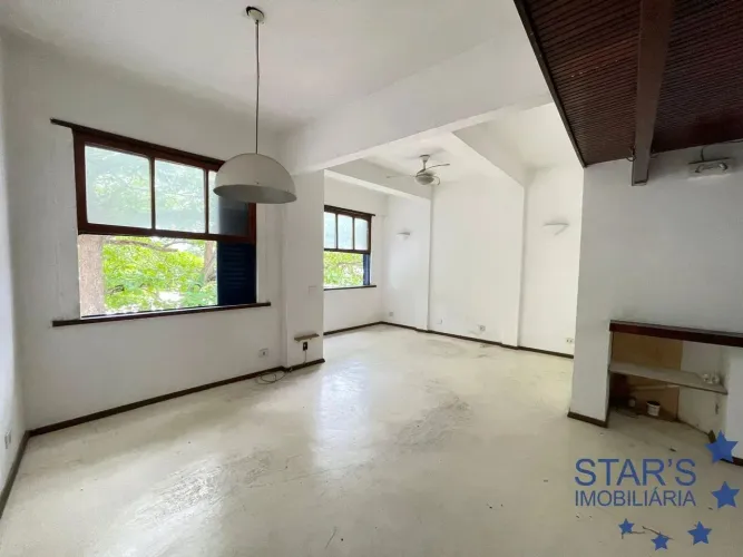 Cobertura tipo loft na Orla da urca! Com vista para a praia!