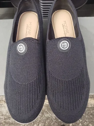 Vendo Tênis feminino