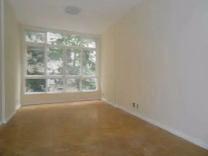 APARTAMENTO DE FRENTE COM SALÃO, 3 QUARTOS COM ARMÁRIO EMBUTIDO, 3 BANHEIROS DEPENDÊNCIAS