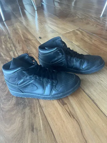 Tênis Nike Air Jordan 1 Preto Triple Black - original