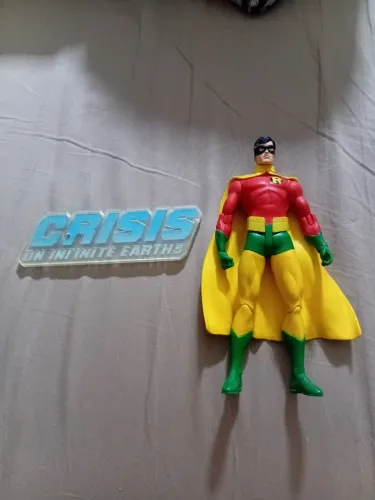 Robin Terra 2 DC Direct