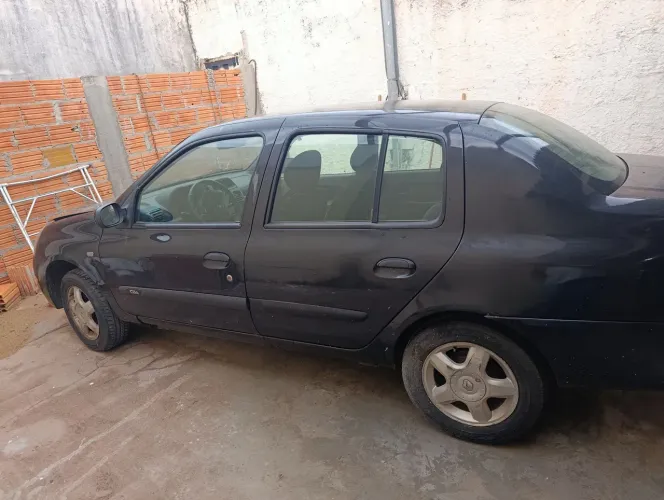 Renault Clio Sed. Privilège Hi-flex 1.6 16V 4P 2007