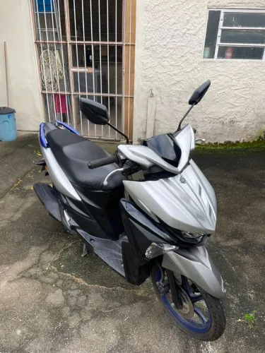 Moto Yamaha neo 125