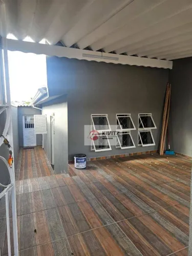 Casa com 3 dormitórios à venda, 50 m² por R$ 305.000,00 - Parque Residencial Zabani - Sant