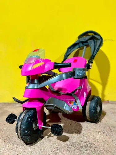 Triciclo infantil Bandeirantes
